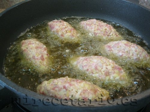 Freír los kibbeh