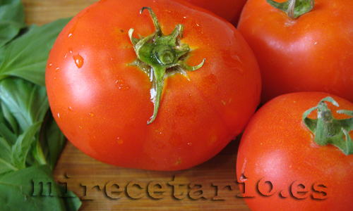 Los tomates del huerto Los tomates del huerto
