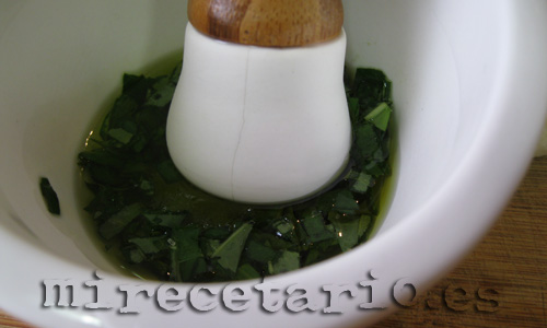 Aceite de albahaca Aceite de albahaca