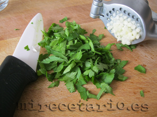 Preparando la vinagreta