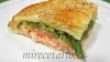 Hojaldre relleno de Salmón