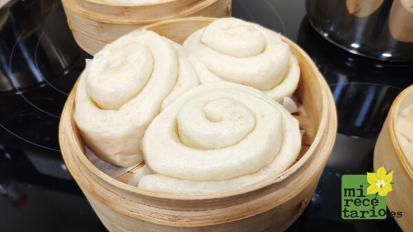 Pan chino cocido